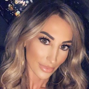 Meet your Posher, Cassie